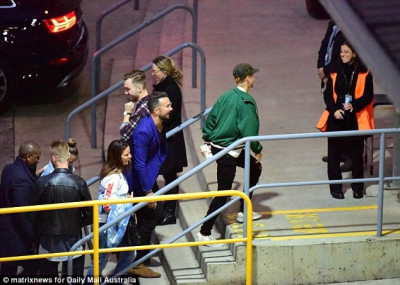 07.04 | Justin Bieber chegando à conferência da igreja Hillsong em Sydney, Austrália