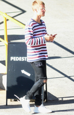 07.05 | Justin Bieber deixando o Qudos Bank Arena em Sydney, Austrália