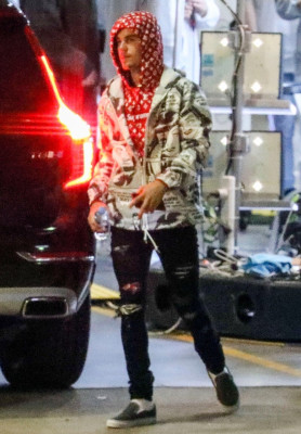 07.05 | Justin Bieber chegando na Qudos Bank Arena em Sydney, Austrália