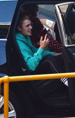 07.07 | Justin Bieber chegando na Qudos Bank Arena em Sydney, Austrália