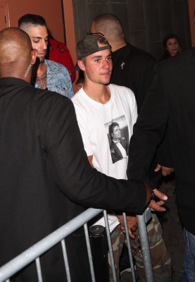 20.07 | Justin Bieber deixando o Warwick em Los Angeles, CA