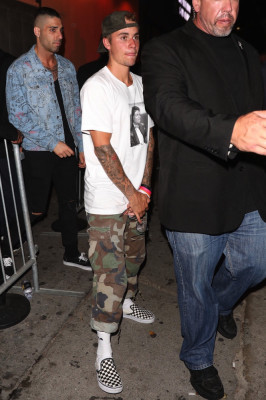 20.07 | Justin Bieber deixando o Warwick em Los Angeles, CA
