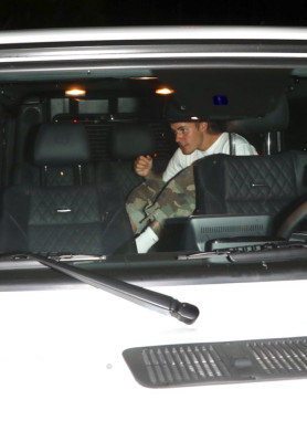 20.07 | Justin Bieber deixando o Warwick em Los Angeles, CA