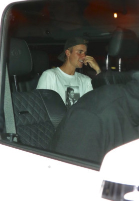 20.07 | Justin Bieber deixando o Warwick em Los Angeles, CA