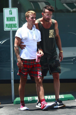 20.07 | Justin Bieber em West Hollywood, Califórnia