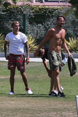 20.07 | Justin Bieber em West Hollywood, Califórnia