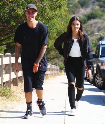 23.07 | Justin Bieber com a modelo Audreyana Michelle em Los Angeles, CA