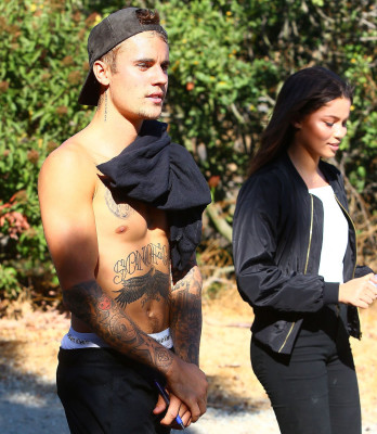 23.07 | Justin Bieber com a modelo Audreyana Michelle em Los Angeles, CA