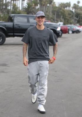 24.07 | Justin Bieber em Santa Mônica, Califórnia