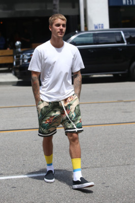 25.07 | Justin Bieber em Beverly Hills, Califórnia
