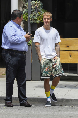 25.07 | Justin Bieber em Beverly Hills, Califórnia