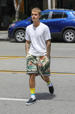 25.07 | Justin Bieber em Beverly Hills, Califórnia