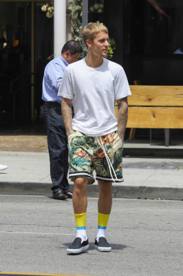 25.07 | Justin Bieber em Beverly Hills, Califórnia