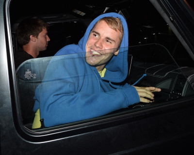 25.07 | Justin Bieber deixando o BOA Steakhouse em West Hollywood, Califórnia