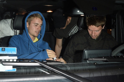 25.07 | Justin Bieber deixando o BOA Steakhouse em West Hollywood, Califórnia