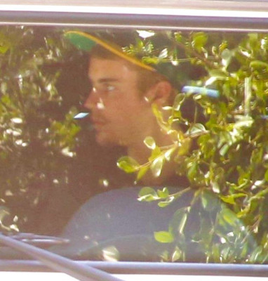 08.05 | Justin Bieber deixando o teatro The Wiltern em Los Angeles, Califórnia