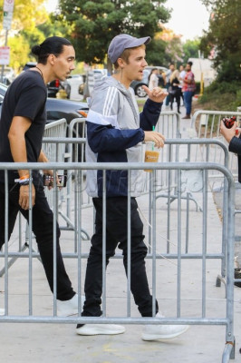 08.05 | Justin Bieber na Zoe Conference em Los Angeles, Califórnia