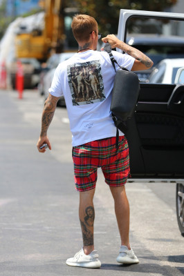 08.06 | Justin Bieber no Dream Hotel em Hollywood, Califórnia