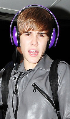29.11 | Justin Bieber chegando ao hotel Central London
