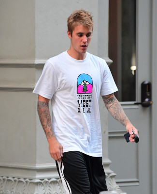 13.08 | Justin Bieber deixando o Aire Ancient Baths em Nova Iorque, NY