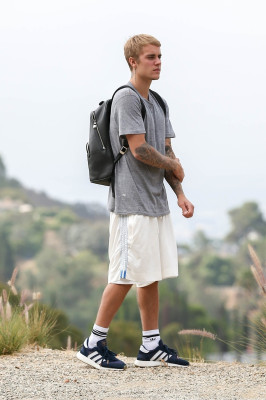 14.08 | Justin Bieber no Runyon Canyon em Los Angeles, Califórnia