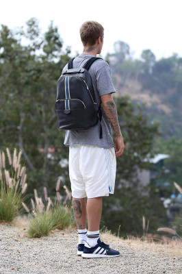 14.08 | Justin Bieber no Runyon Canyon em Los Angeles, Califórnia
