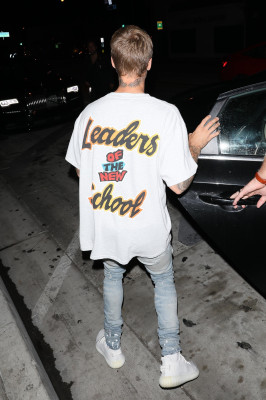 23.08 | Justin Bieber deixando o restaurante Catch em West Hollywood, na California