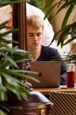 31.09 | Justin Bieber no Montage em Beverly Hills, Califórnia