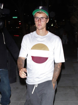 09.04 | Justin Bieber no Mastro's Steakhouse em Beverly Hills, CA