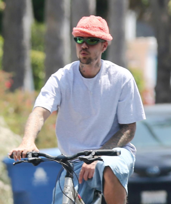 03.06 | Andando de bicicleta com Eddie Benjamin em Los Angeles, CA