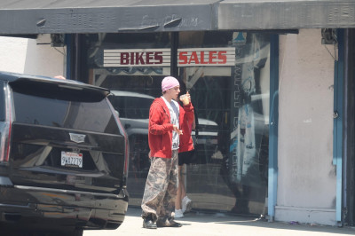 03.06 | Andando de bicicleta com Eddie Benjamin em Los Angeles, CA