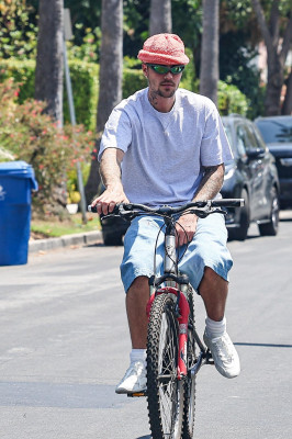 03.06 | Andando de bicicleta com Eddie Benjamin em Los Angeles, CA