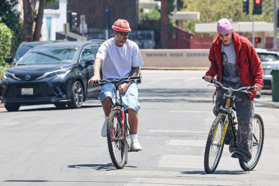 03.06 | Andando de bicicleta com Eddie Benjamin em Los Angeles, CA