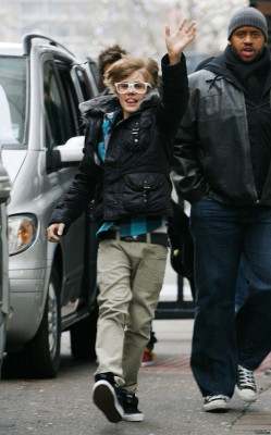 15.01 | Justin Bieber deixando os estúdios da GMTV