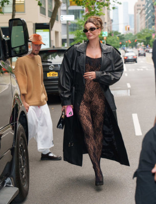 22.06 | Justin e Hailey Bieber em Nova York.