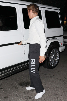 20.09 | Justin Bieber deixando o The Nice Guy em West Hollywood, CA