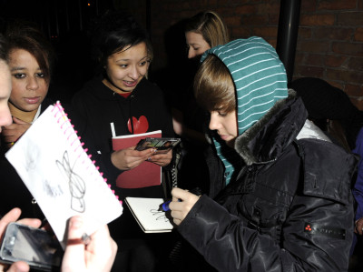 14.01 | Justin Bieber deixando a rádio Key 103