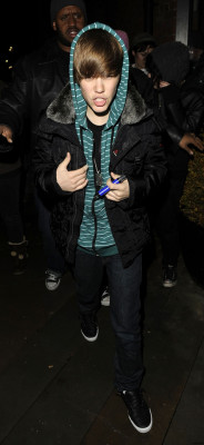 14.01 | Justin Bieber deixando a rádio Key 103
