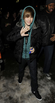 14.01 | Justin Bieber deixando a rádio Key 103