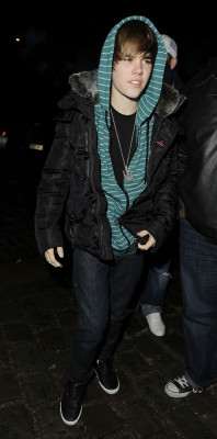 14.01 | Justin Bieber deixando a rádio Key 103
