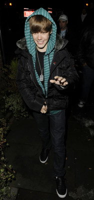 14.01 | Justin Bieber deixando a rádio Key 103