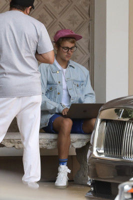 22.09 | Justin Bieber no hotel Montage em Beverly Hills, Califórnia