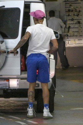 22.09 | Justin Bieber no Soho House em West Hollywood, Califórnia