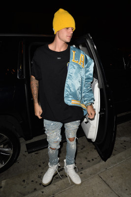 22.09 | Justin Bieber chegando no Catch em West Hollywood, Califórnia