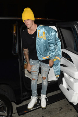 22.09 | Justin Bieber chegando no Catch em West Hollywood, Califórnia
