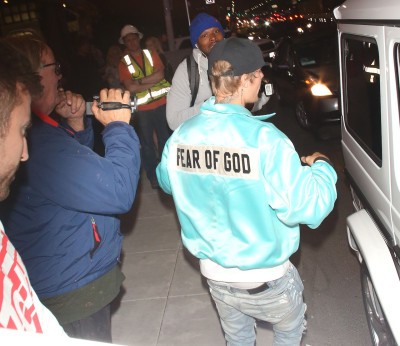 27.09 | Justin Bieber deixando o Saban Theatre em Beverly Hills, CA