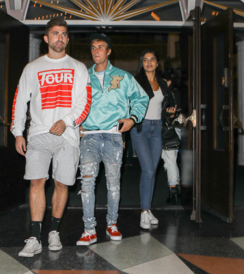 27.09 | Justin Bieber deixando o Saban Theatre em Beverly Hills, CA