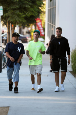 28.09 | Justin Bieber é visto em Los Angeles, CA