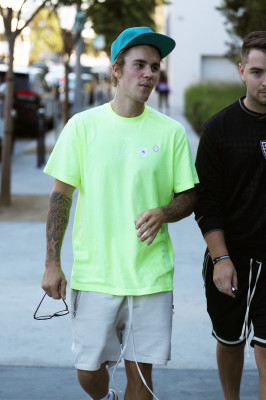 28.09 | Justin Bieber é visto em Los Angeles, CA