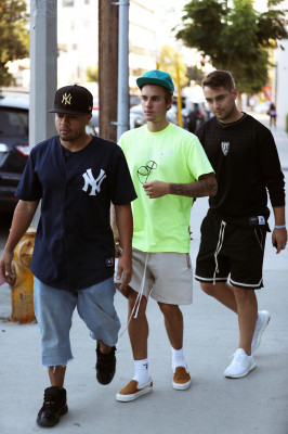 28.09 | Justin Bieber é visto em Los Angeles, CA